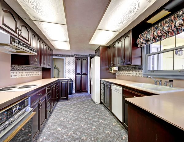 Kitchen Carpet Installation in Edmond